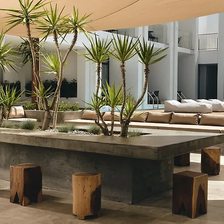 Cavo Vezal Deluxe (Adults Only) Laganas
